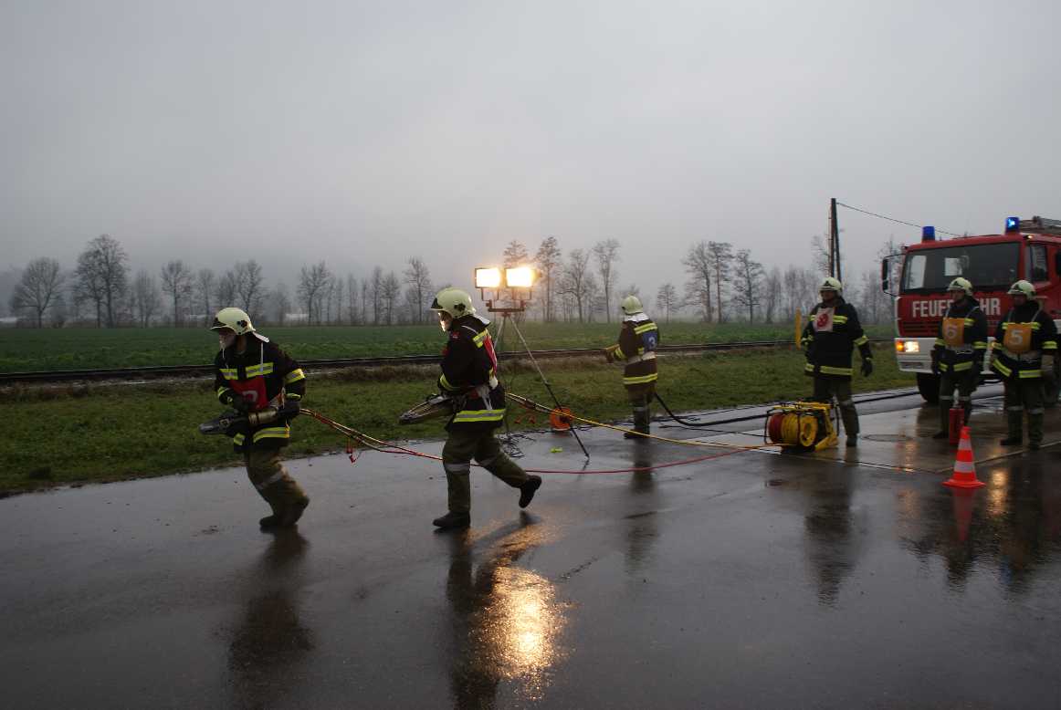 20091208 THLB Training (23).JPG